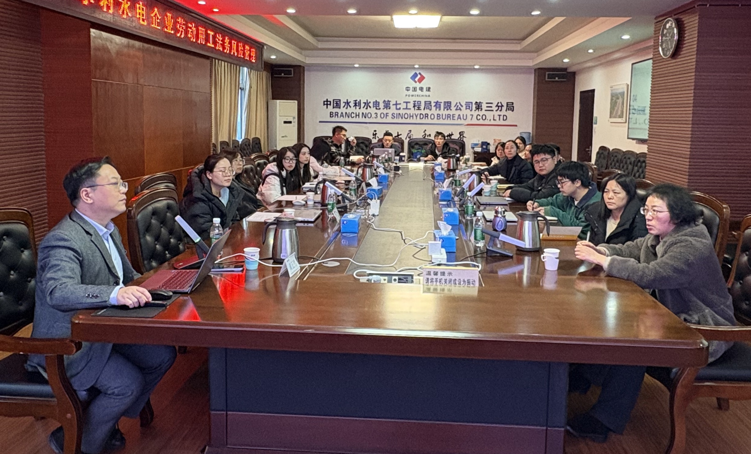 882d0971db10e3e99b1be78aefaefe17